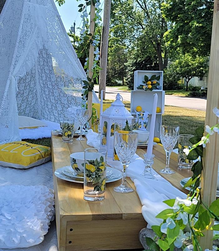 Kidz Kastle Lemon Table Tent Set Up
